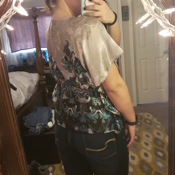 DRESSY TOP - Picture 3 of 3